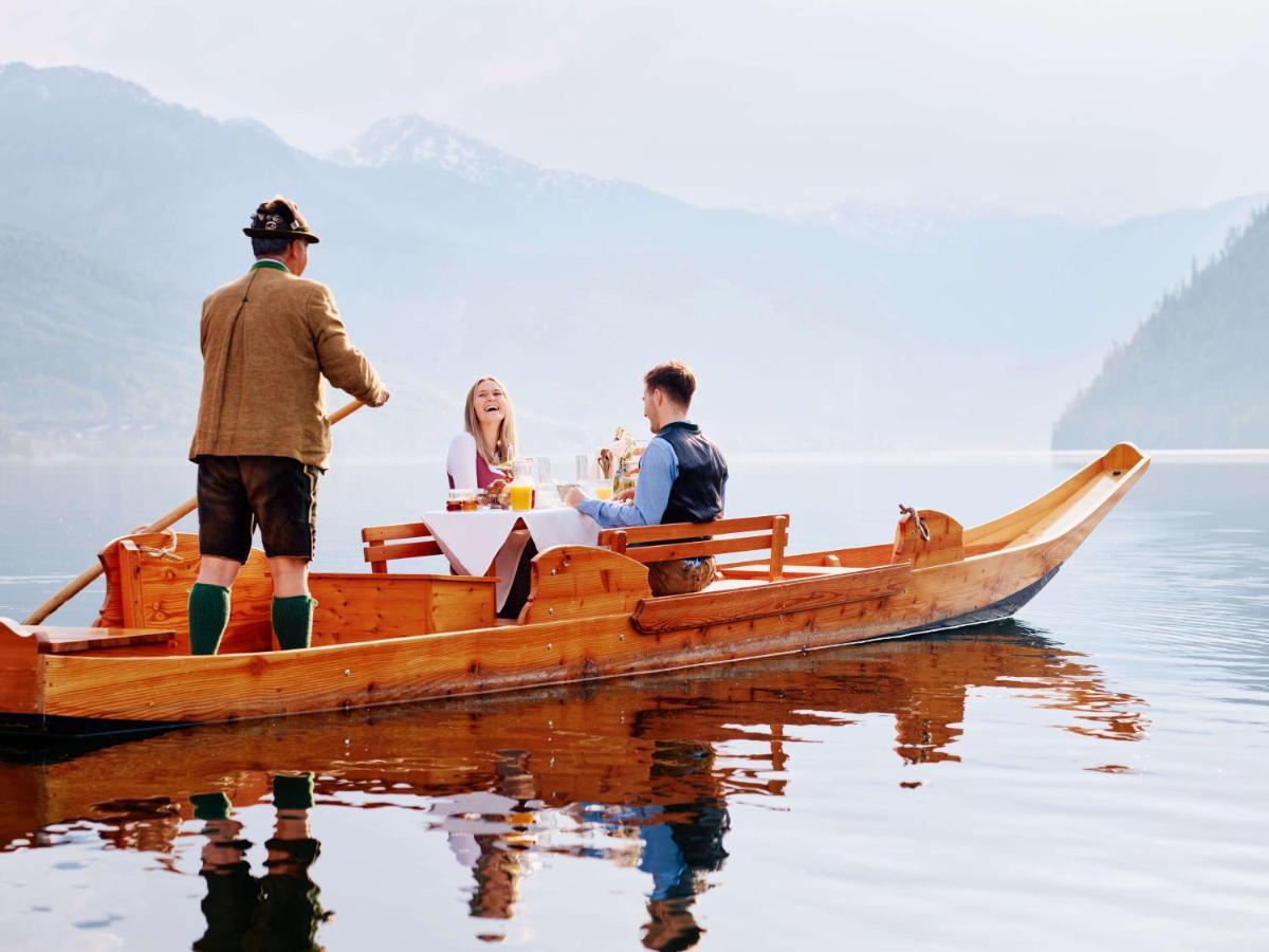 Tauroa Seehotel Grundlsee Exteriör bild